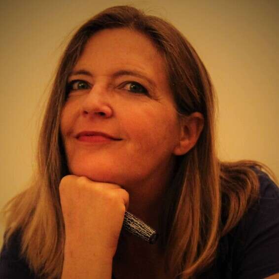 דינה עזריאל